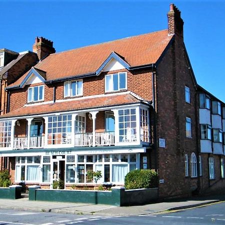 Beach Court Holiday Apartments Skegness Buitenkant foto