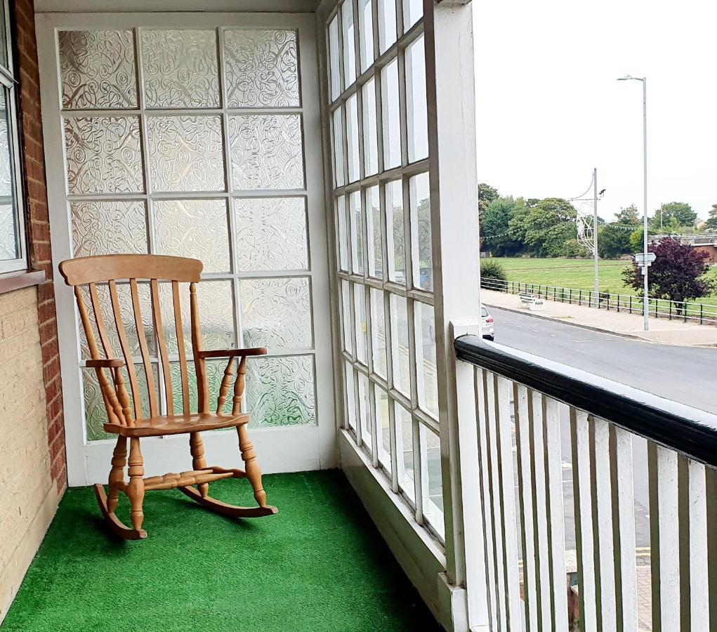 Beach Court Holiday Apartments Skegness Buitenkant foto