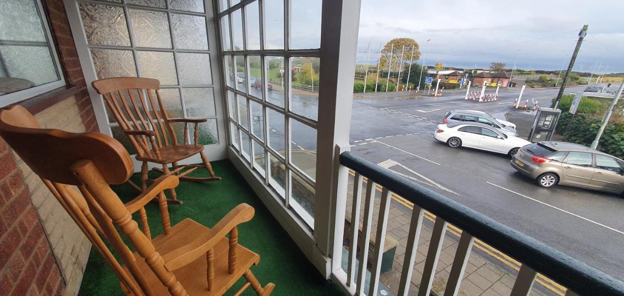 Beach Court Holiday Apartments Skegness Buitenkant foto