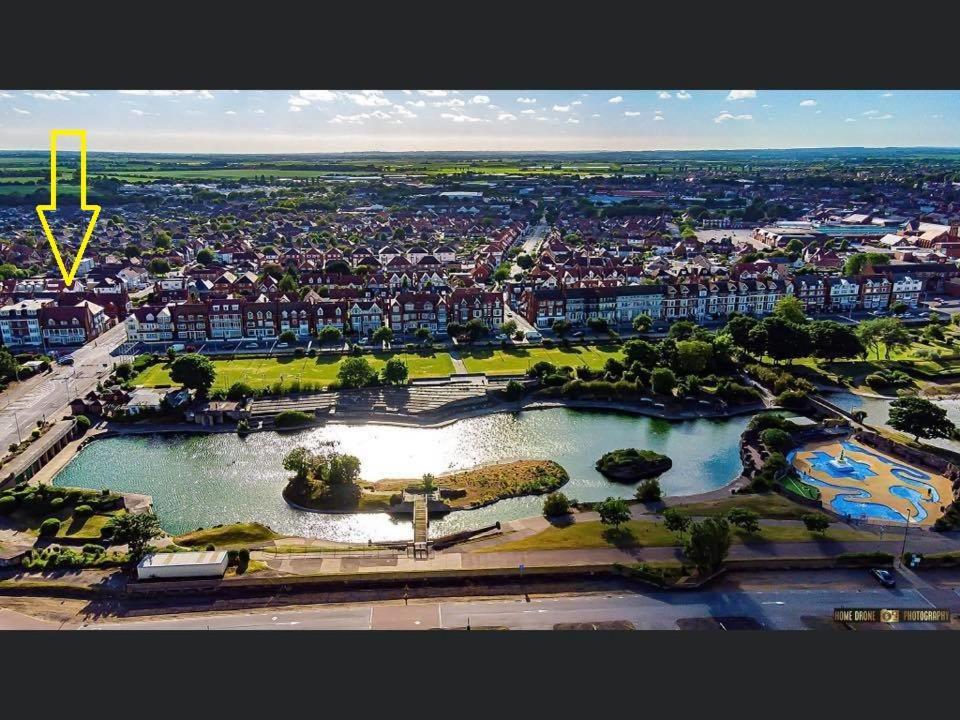 Beach Court Holiday Apartments Skegness Buitenkant foto
